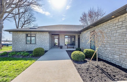 Russells Point House | NEW RENOVATION-Book 2025 now! 4 bd 3 ba 3200 Sq Ft Executive Home w/3 open docks