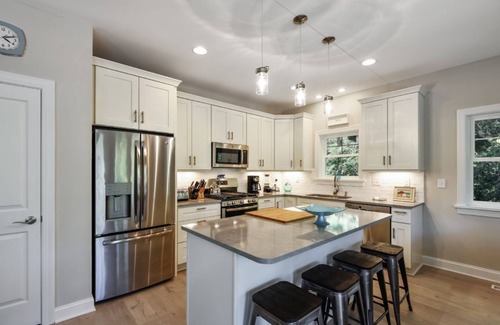 Monteray Shores House | New Reservations for Aug/Sept Enjoy dinner on us with $100 gift certificate delivered to your hom.