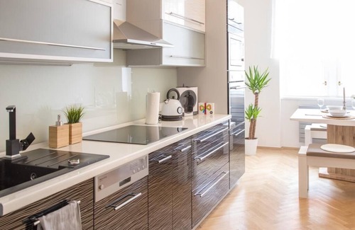 Smichov Apartment | NEW Romantic Design Flat in Centre