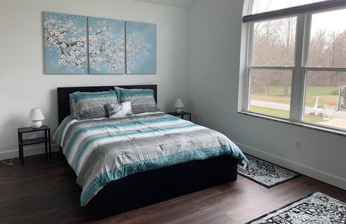 Huntsburg Apartment | New studio apartment just minutes from wine country and Lake Erie