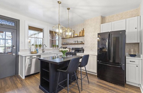 Pittsburgh House | NEW! Stunning 5bdr game+movie room, VIEW, Parking!