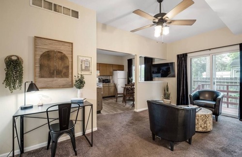 College Heights Apartment | NEW! Stylish Sanctuary Near EMU: Ideal for Med Students