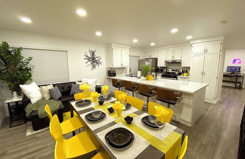 Mira Mesa House | New Stylish Stay Mira Mesa home W/Game Room Fun Near All Hot Spots of San Diego!