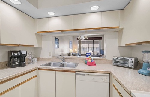 Trailer Estates Condo | New To Market-Near IMG, Shops, Dining