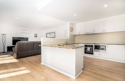 Greenway Apartment | New to VRBO: 2B Spacious Apartment in the Heart of Tuggeranong