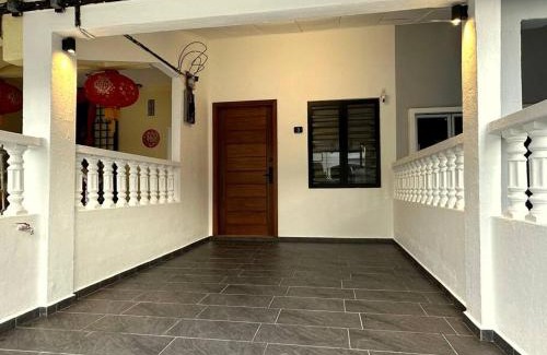 Taman Kota Laksamana House | [New] Unique Home Near Jonker@Heritage Malacca