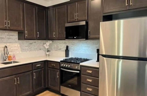 Martinez House | NEW! Updated guest house!