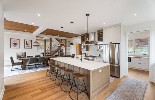 Versant Soleil House | NEW! Villa Panorama | 4 Seasons Heated Pool | Hot Tub | Tremblant Living