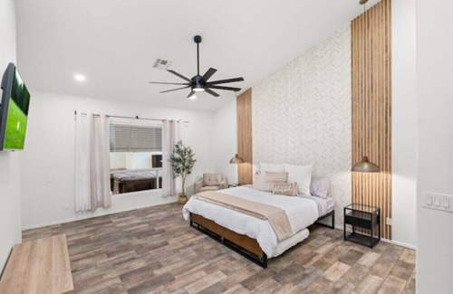 Superstition Springs House | NEW w/Heated Pool! Amenities & Fun for All!n