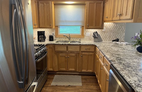 West Omaha House | NEW- Wayne's Place! WEST OMAHA, COMPLETE REMODEL, Quality Comfort