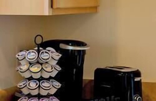 Acton House | NEW! Wifi, Parking, Massage Chair, Washer/Dryer