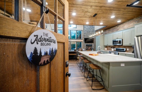 Broken Bow Cabin | New! Wine & Pine Times | Dog-Friendly Cabin w/Sauna, Hot Tub, Game Loft, Fenced Yard & More
