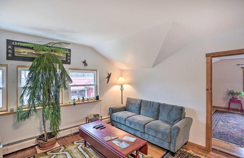 Saugerties Apartment | New York Vacation Rental with Smart TVs and Cable