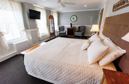 Bridgewater Bed & Breakfast | Newfound Lake Inn