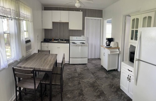 Lakeview Cottage | Newland's Resort Hill Cottage #3 on Indian Lake with a boat dock