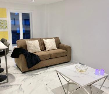 La Petite-Patrie Apartment | Newly built 1BR in the little Italy
