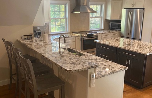 Tiverton Apartment | Newly built apartment in historic village