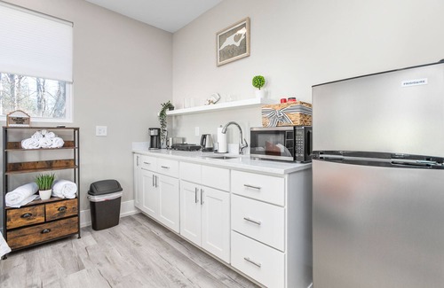 Durham Apartment | Newly Built Guest House - Private Garage