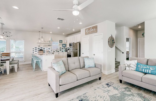 Bella Vista House | Newly-built home with shared pool, WiFi, air hockey & two decks - steps to beach