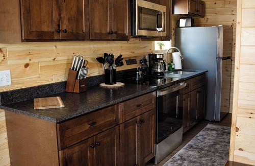 Linwood Cabin | Newly Built - Saginaw Bay Reel Adventure