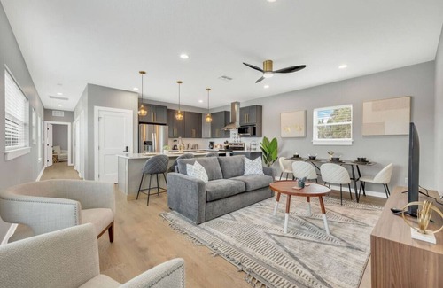 Jacksonville Apartment | Newly Built Oceanview Apartment with Rooftop