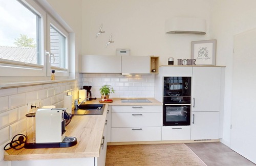 Lensterstrand House | Newly built vacation home with sauna and fireplace just 250 m from the sandy beach
