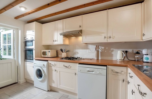 Chipping Campden Cottage | Newly Refurbished Cosy Cottage in the Heart of Chipping Campden