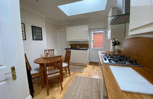Salisbury Apartment | Newly refurbished 3bed apartment in the heart of Salisbury(more photos soon)