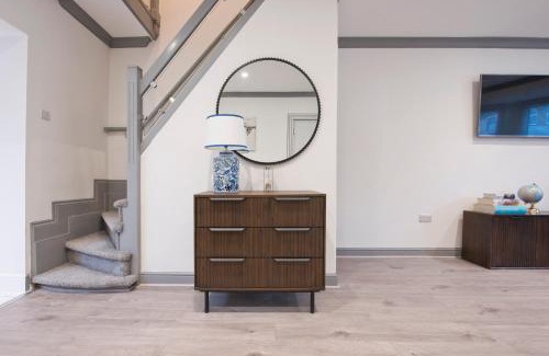 Havering House | Newly refurbished house