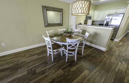 Ash Condo | Newly Remodeled 2BR-North Beach Resort,Great Pools