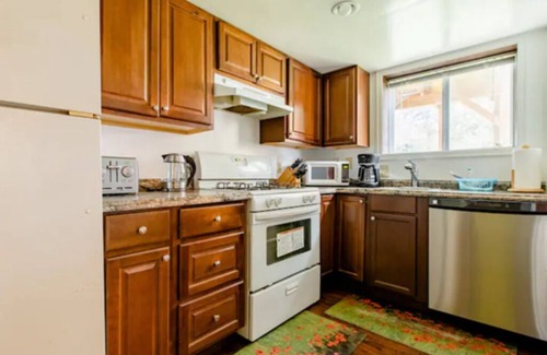 Tukwila House | Newly Remodeled and furnished lower level home with 100% privacy.