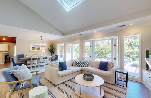 Palmetto Dunes House | Newly remodeled home with private pool and spa