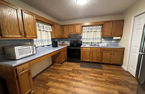 Wellington Cabin | Newly renovated 2 bedroom cabin near Cave Run Lake & Red River Gorge