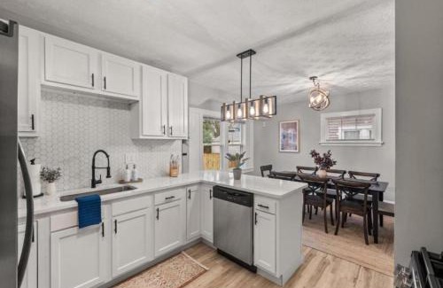 Cleveland House | Newly Renovated and Designed Near Downtown