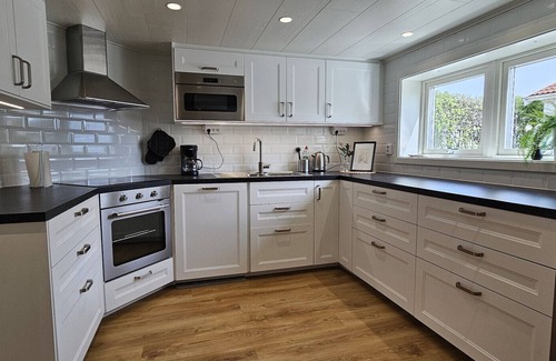 Skaerhamn Apartment | Newly renovated apartment in Skärhamn within walking distance to the beach | SE09138