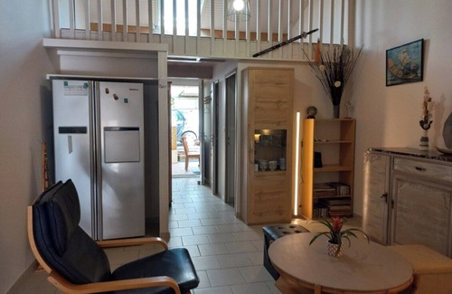 Hourtin-Plage Apartment | Newly renovated apartment 100m from the beach, quiet and pleasant