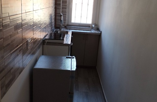 Greco House | Newly renovated apartment in serviced area