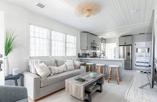 Jamesport Cottage | Newly Renovated Beach Cottage in Jamesport, NY with a private beach.