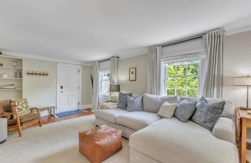 Hillsborough House | Newly Renovated Carriage House
