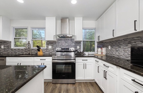Mount Pocono House | Newly Renovated Charmer, Spacious 6-bedroom house.