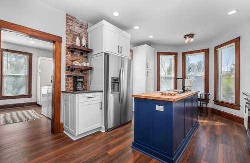 Pleasant Hill Other | Newly Renovated Farmhouse in Family Friendly Pleasant Hill