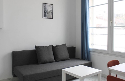 Ivry-port Apartment | Newly renovated cocoon with terrace near the Seine