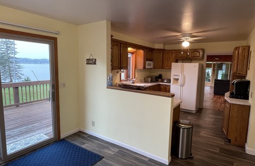 Palmyra House | Newly Renovated lake House - 250 ft lake frontage.