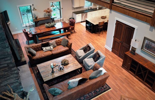 Unionville Other | NEWLY RENOVATED! Secluded Country Farmhouse