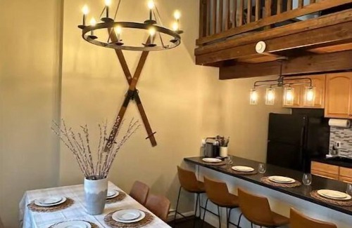 Hensonville House | Newly Renovated Ski House in Windham