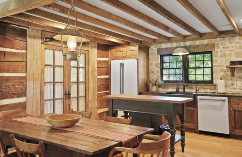 Boonesboro Cabin | Newly Restored 2-bedroom cabin in Historic Arrow Rock