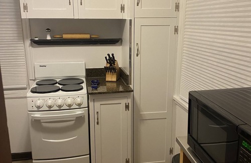 Austin House | Newly updated Guest House located minutes from Hormel, Mayo and Downtown Austin.