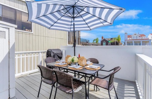 West Newport House | Newport Beach Cottage B