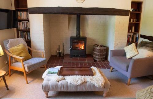 Plumpton Green House | Newstead Farmhouse