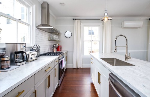Staunton House | Newtown Retreat: Award-Winning Renovation + Ideal Location